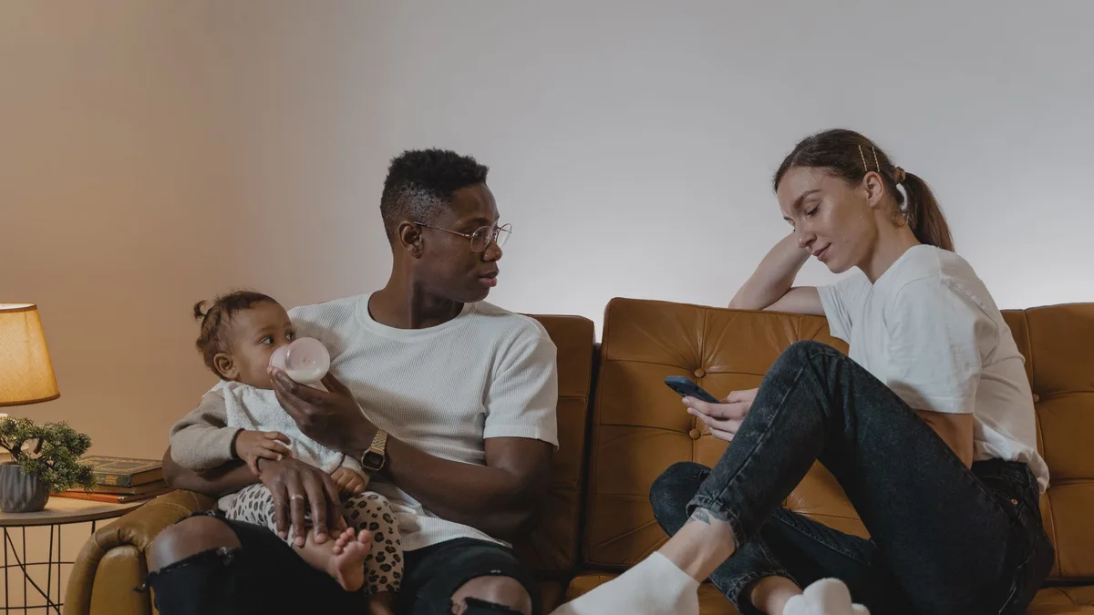 Le couple après l'arrivée d'un enfant : ce qui change, et ce qui n'était pas prévu